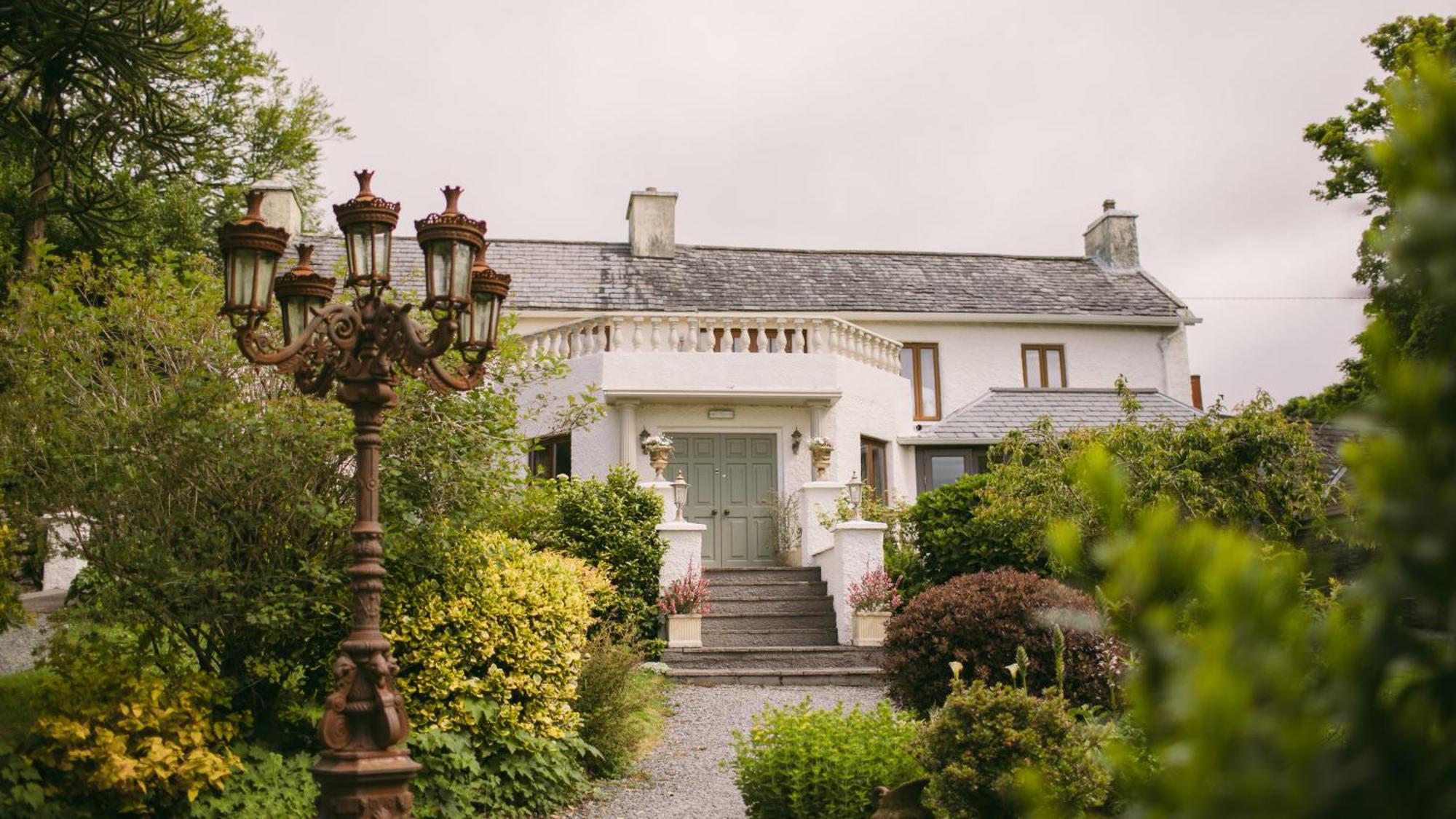 Mossie'S Bed & Breakfast Adrigole Exterior photo