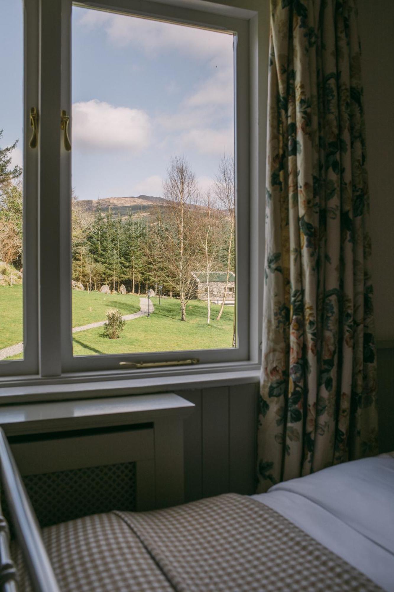 Mossie'S Bed & Breakfast Adrigole Exterior photo